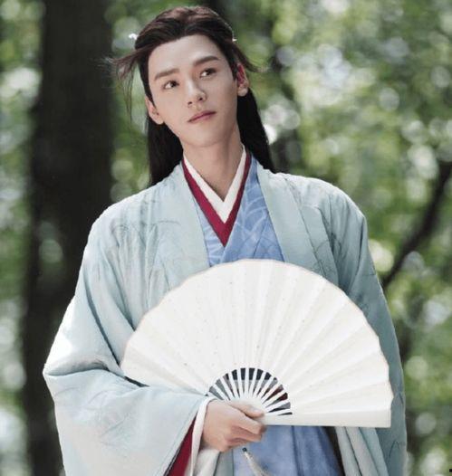 迪丽热巴龚俊最新消息爆料,甜蜜互动引粉丝热议